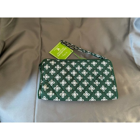 NWT Vera Bradley Collegiate Collection Front Zip Wristlet - Oregon - Picture 4 of 4